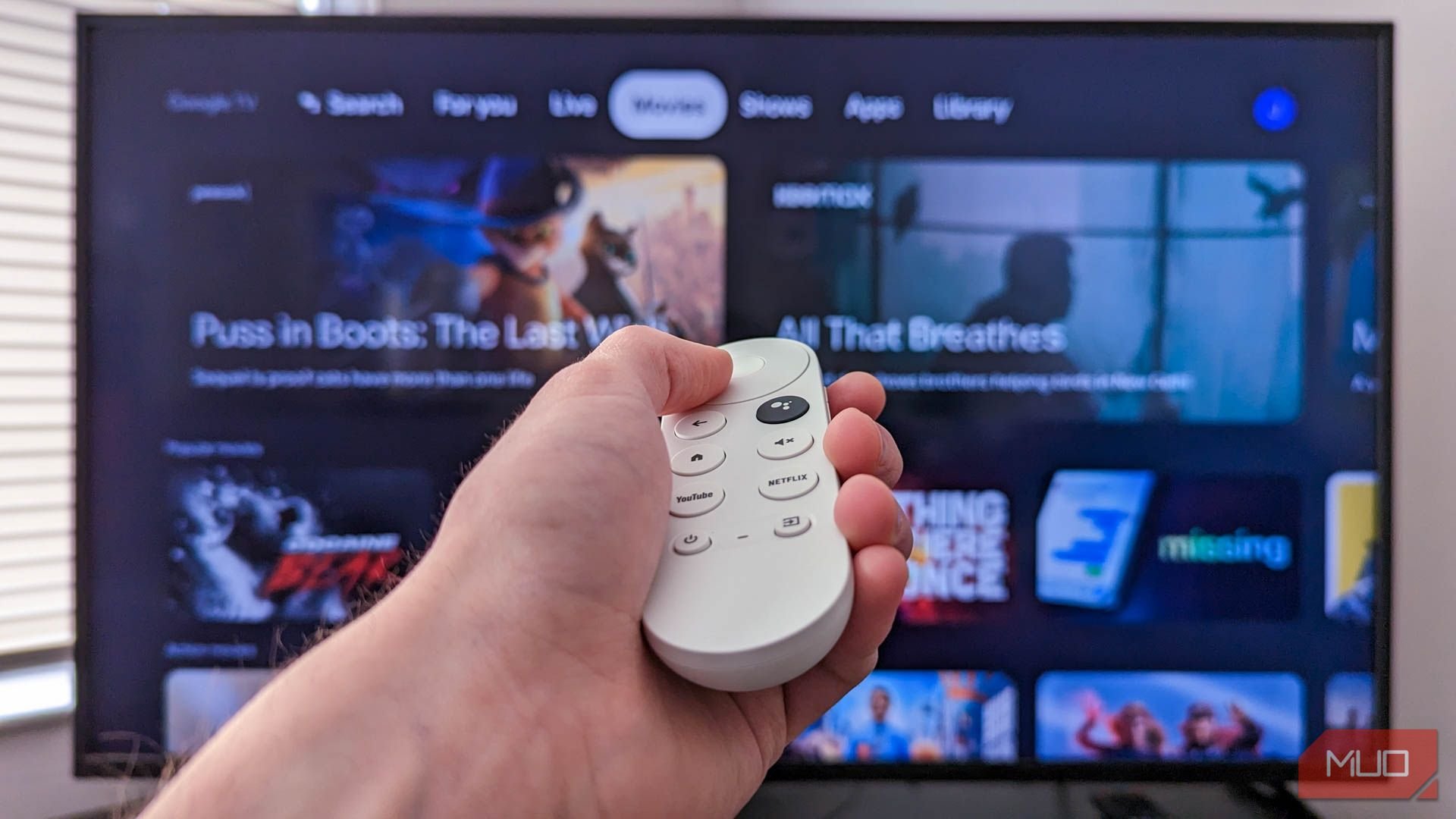 How to Make Your Dumb TV Smart With These 5 Gadgets