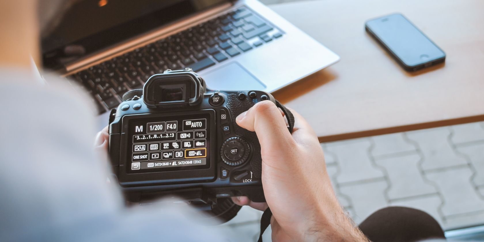 The 7 Best Ways to Share Photo Files With Clients