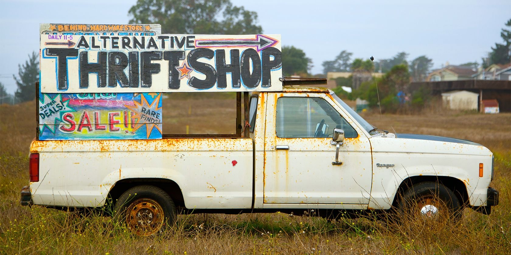 5 Tips for Tech Shopping at the Thrift Shop