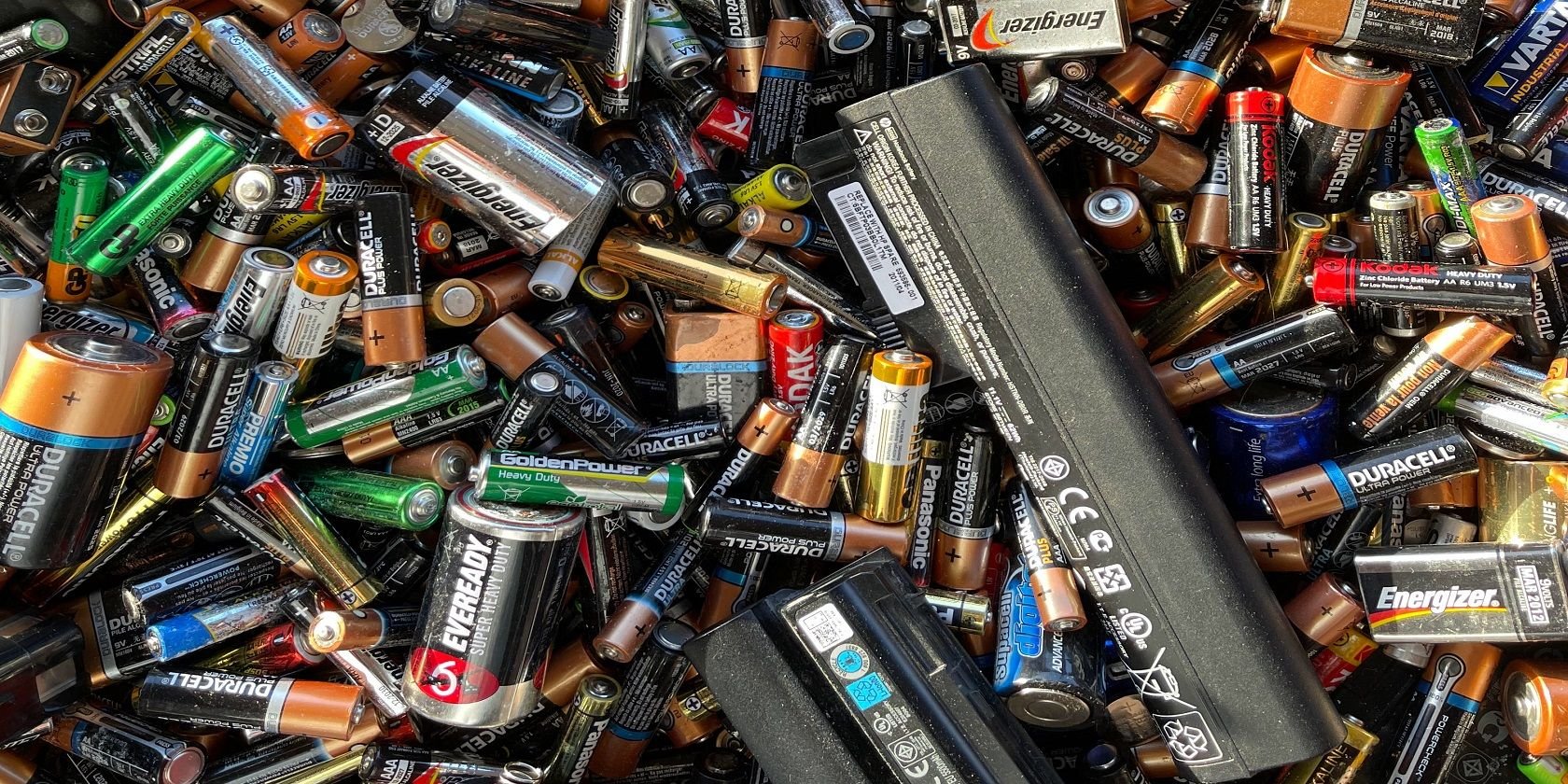 Don’t Dispose, Reuse: 5 DIY Projects Using Old or Dead Batteries