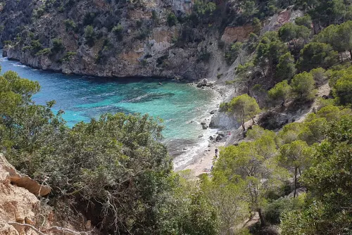 Der Strand Cala Blanca auf Mallorca