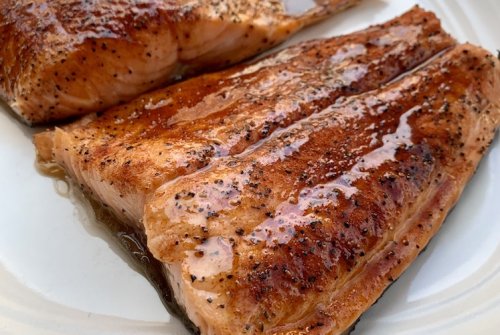 You’ll Crave This Easy Air Fryer Salmon Recipe With A Delicious Honey Garlic Glaze