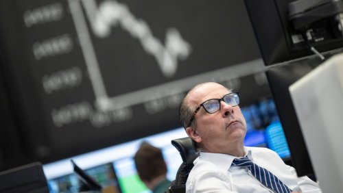Börse: Gewinne im Dax, Anleger nach Credit-Suisse-Notübernahme vorerst beruhigt