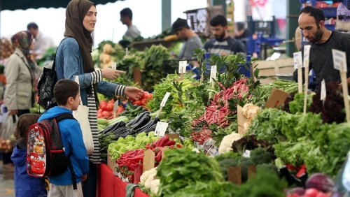 Hartnäckige Inflation: Türkische Zentralbank erhöht Leitzins auf 30 Prozent