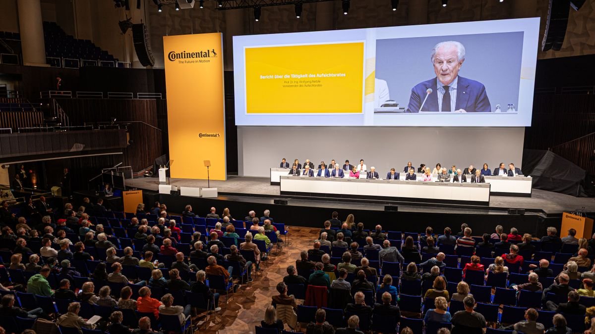 Hauptversammlung: Continental-Aktionäre stimmen Aufspaltung des Konzerns zu