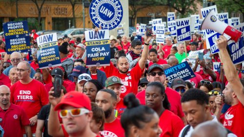 Kampf um Lohnerhöhungen: Streik bei General Motors und Stellantis in den USA wird ausgeweitet