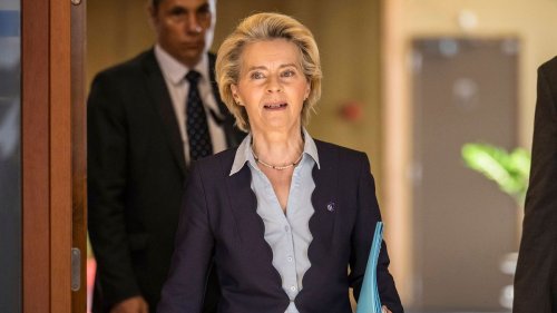 Schlappe vor Gericht: Von der Leyen muss SMS an Pfizer-Boss öffentlich machen
