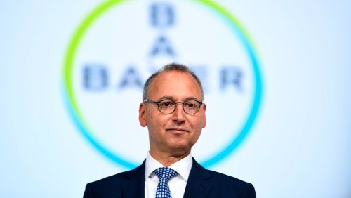 Bayer-Chef Baumann "Wir werden beim Impfen mit Tempo aufholen"