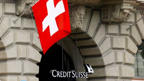Furcht vor Kollaps: Investoren flüchten aus Aktien der Credit Suisse