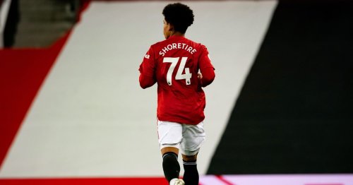 Manchester United coaching staff are doing the right thing with Shola Shoretire
