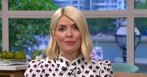 Holly Willoughby 'like a different person' as she goes makeup free with new hair