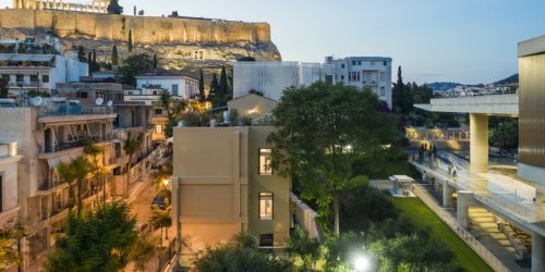 Neoclassical Home in the Garden of Athens’s Acropolis Museum Has Epic Views of the Parthenon