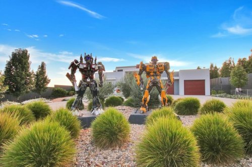 Mansion Global Daily: Autobots Are the Latest Luxury Amenity, Listing of San Francisco’s ‘Full House’ Is Fraudulent, and More