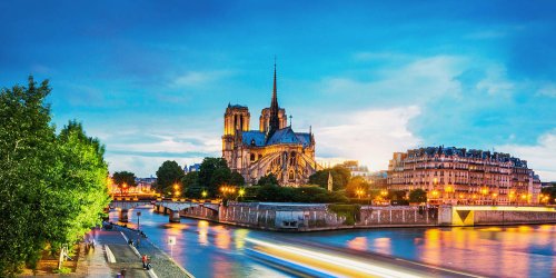 For Buyers in Paris, a View of Notre Dame is a Rare and Coveted Amenity