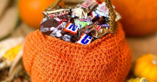 Halloween Trick-or-Treat Bag Crochet Pattern