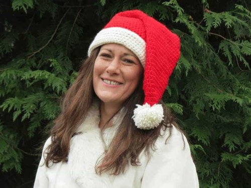 Santa Claus is Coming to Town with a Free Santa Hat Crochet Pattern