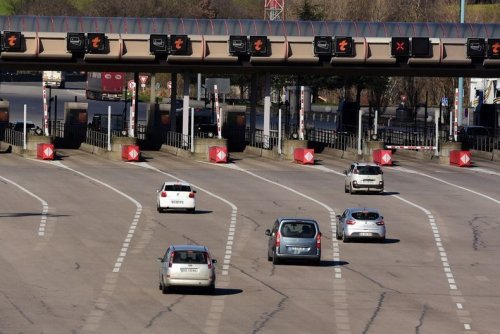 Scandale de la privatisation des autoroutes : "L’État est en droit de mettre fin aux contrats de concession"