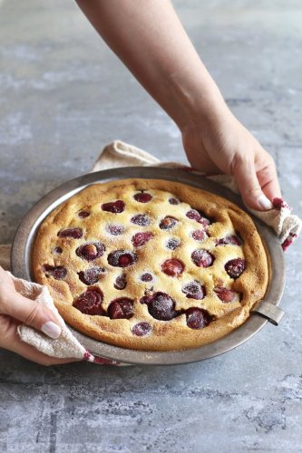 Le clafoutis aux cerises et à la vanille d'Hélène Darroze