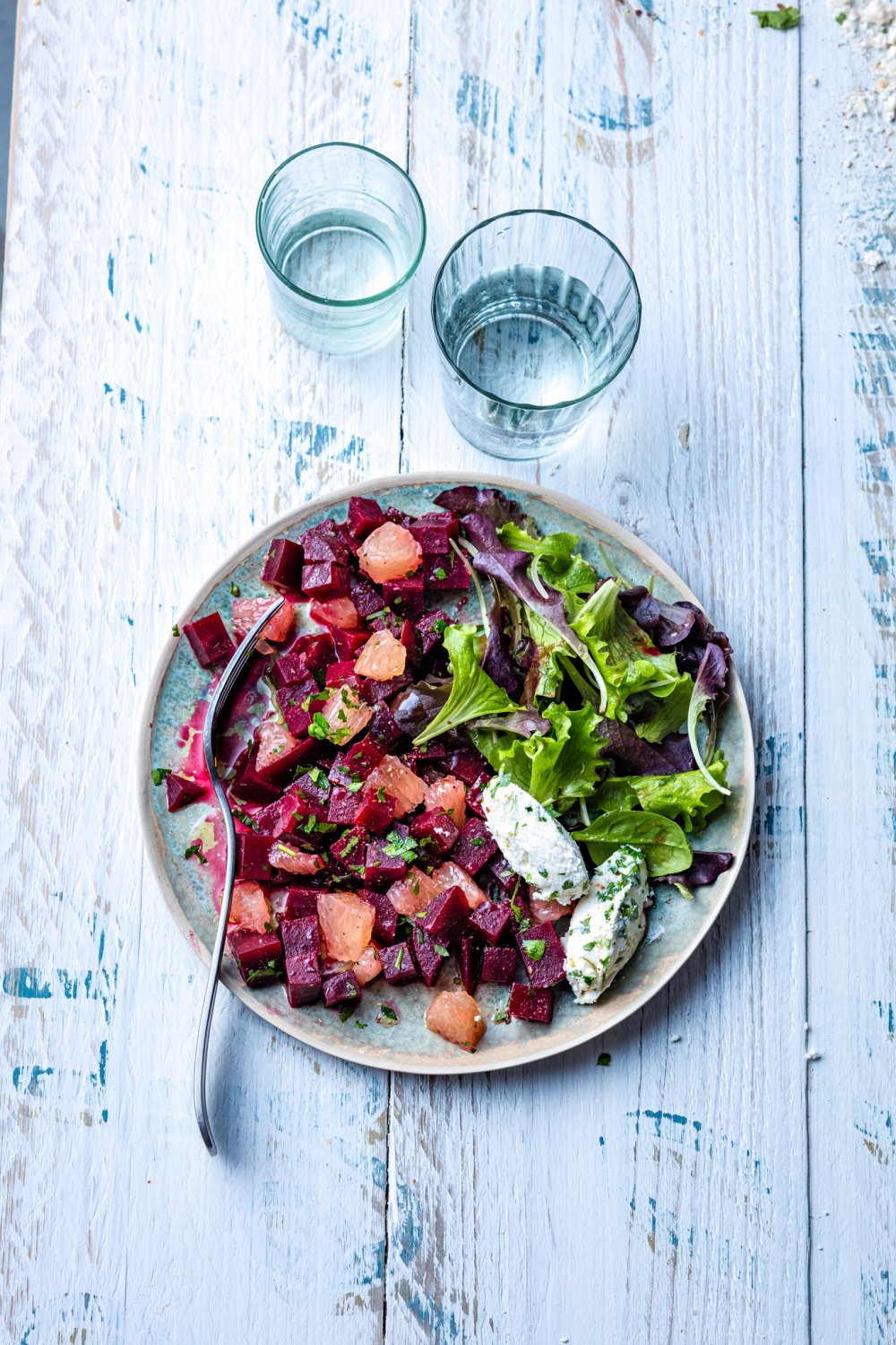 Salade de betterave au chèvre et au pamplemousse
