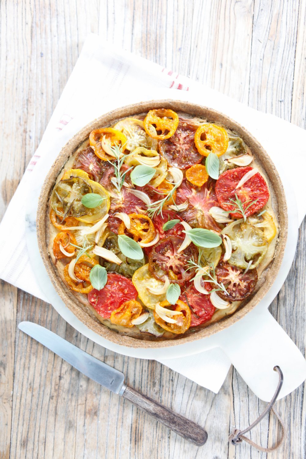 Tarte aux tomates multicolores