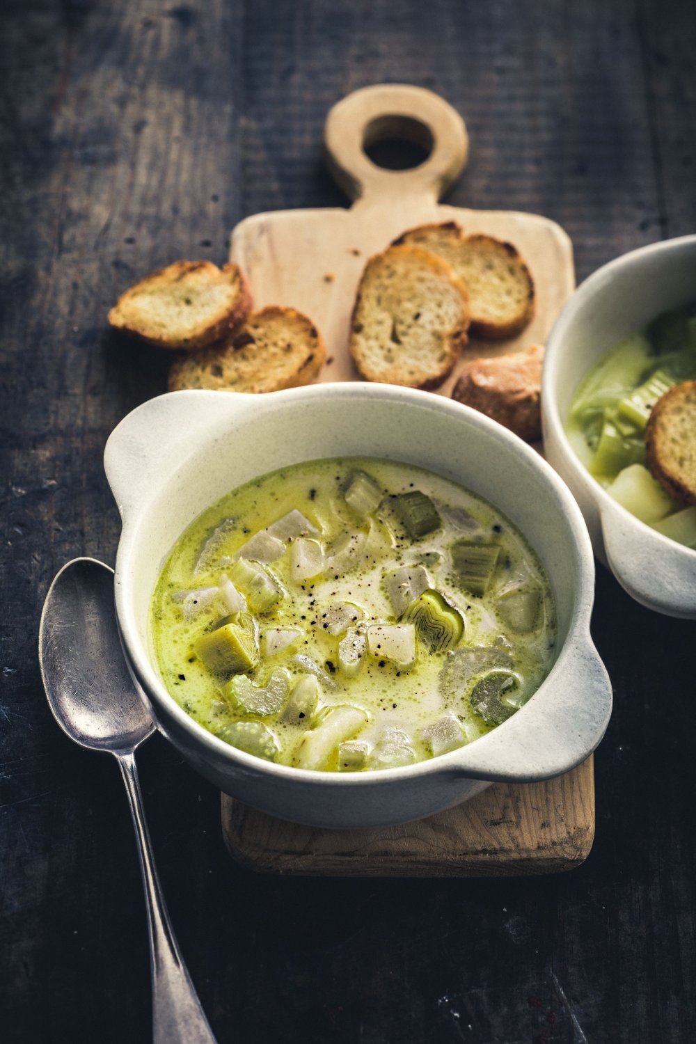 Soupe suisse au gruyère
