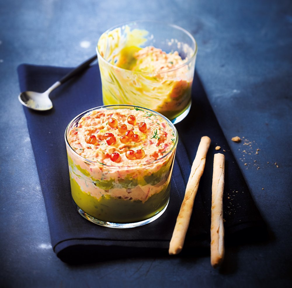 Verrines de mousse de saumon au guacamole