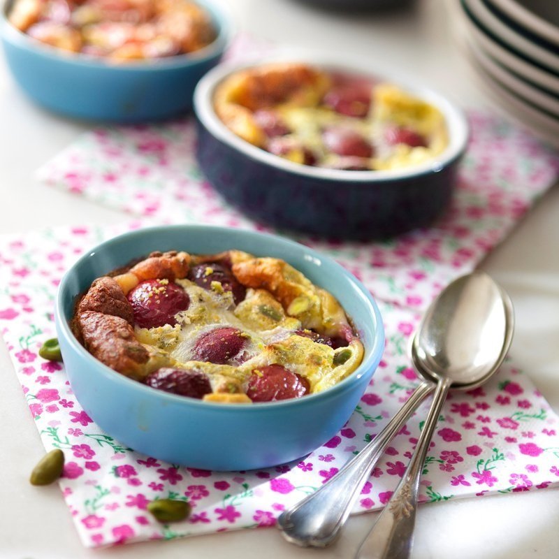 Clafoutis aux cerises et à la pistache