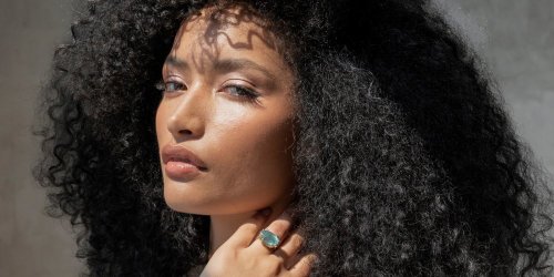 Ces 8 fonds de teint compacts sont les meilleurs pour les transporter partout avec vous