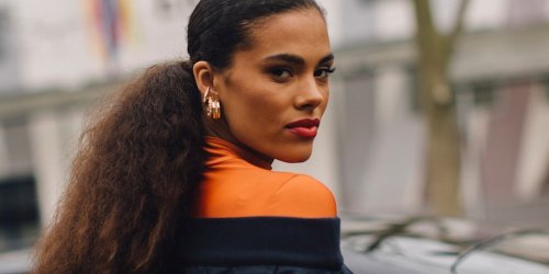Adieu mascara, bonjour bouche intense : le rouge à lèvres est la star du printemps 2025