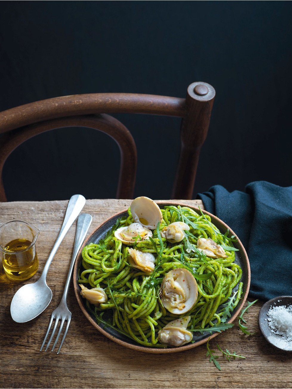 Spaghettis aux praires et pesto de roquette