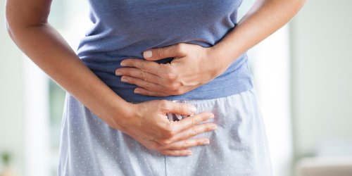 Les médecins lui diagnostiquent une intolérance au gluten, elle souffrait en réalité d’un cancer du côlon de stade 4