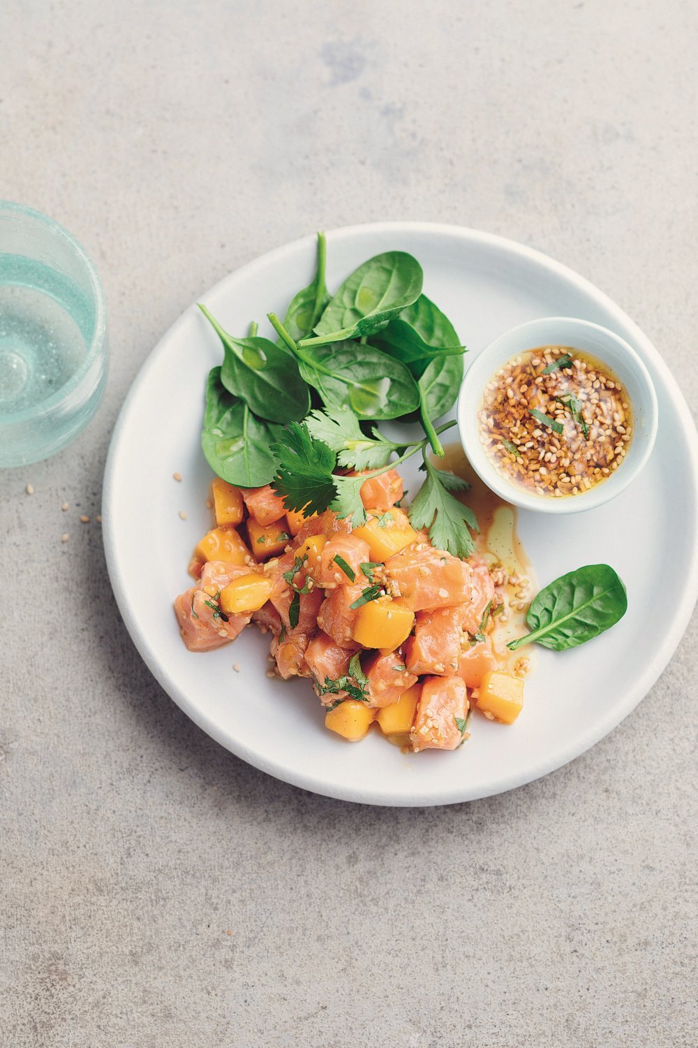 Tartare de saumon à la mangue