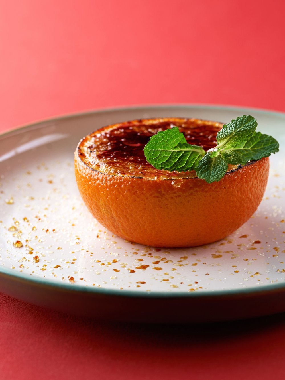 Crème brûlée au pamplemousse dans sa peau