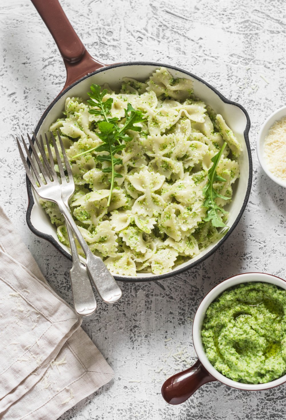 Pâtes au pesto de brocoli