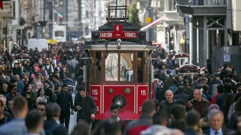 Zirvede yine yalnızız: Türkiye kötümserlikte birinci sıra