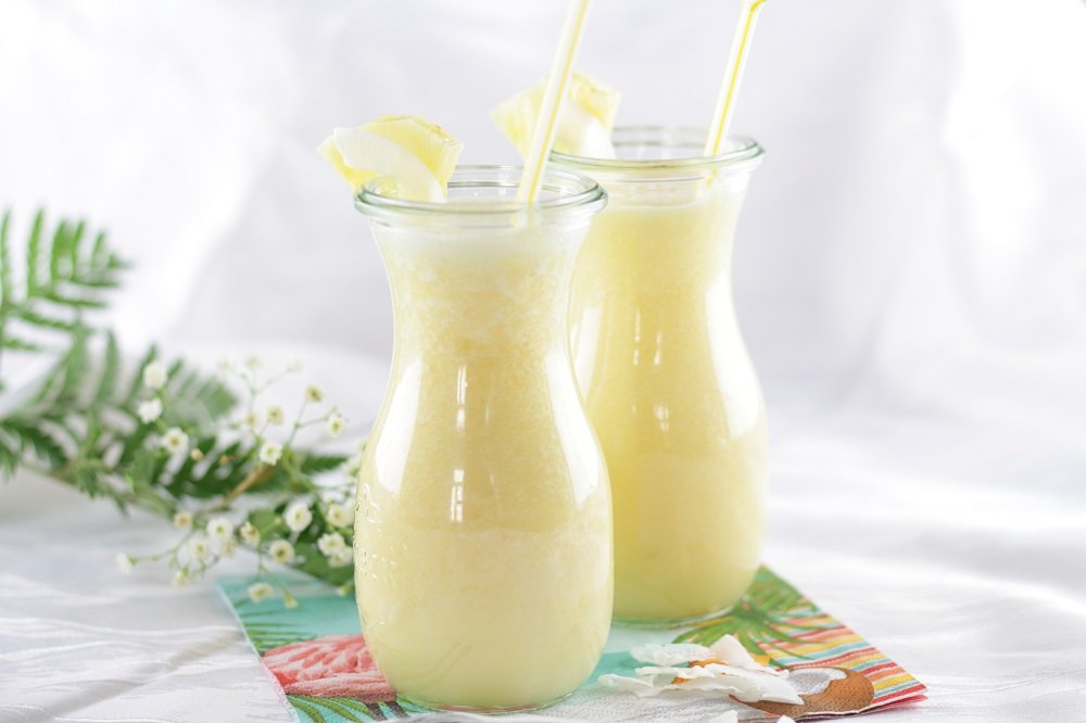 Tropisches Sommergetränk: Ananas-Kokos-Smoothie - Mary loves