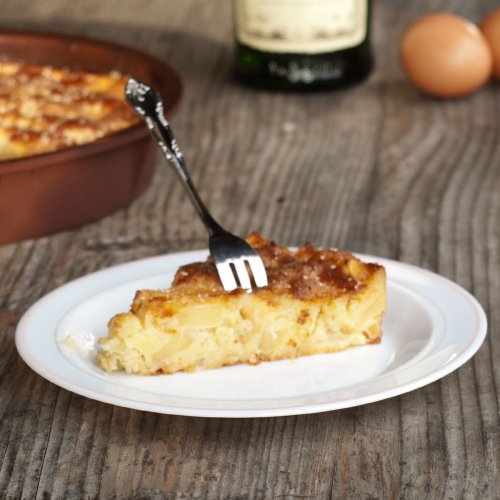 French Apple Cake Everyone Falls in Love With After One Bite