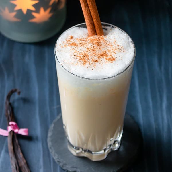 Hot Spiced Drinks to get into the Holiday Mood - cover