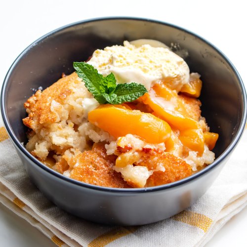 The Peach Cobbler Recipe That Works with Whatever You’ve Got