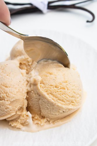 Why French Vanilla Ice Cream Tastes So Much Better (And How to Make It)