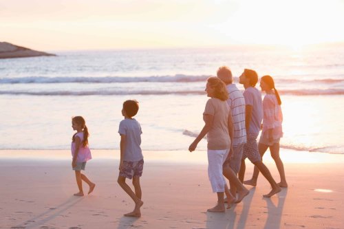 Ces destinations sont idéales pour des vacances multi-générations, des grands-parents aux petits-enfants