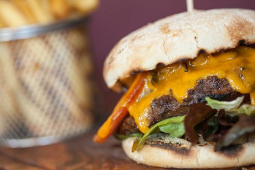 Découvrez les 5 enseignes de burgers incontournables en Amérique !