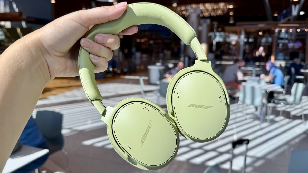 I test headphones for a living: These are the ones I'd actually take with me on a plane