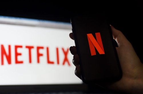 Microsoft punta Netflix, un colpo che potrebbe rivoluzionare streaming e videogame