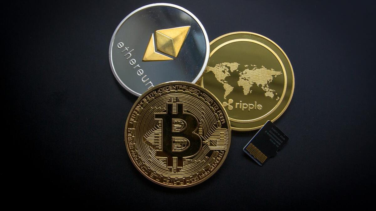 Bitcoin & Crypto MONEY cover image