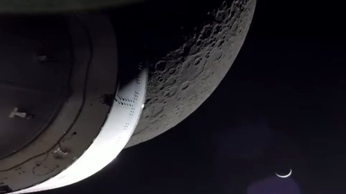NASA's Orion spacecraft snaps some mind-bending images from the moon