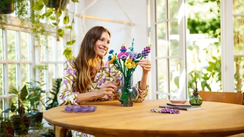 Celebrate spring blooms with flowery Lego sets on sale for 20% off at Amazon