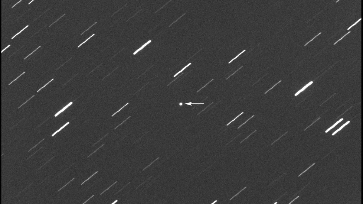 Astronomer captures image of the huge mile-wide asteroid (safely) passing Earth
