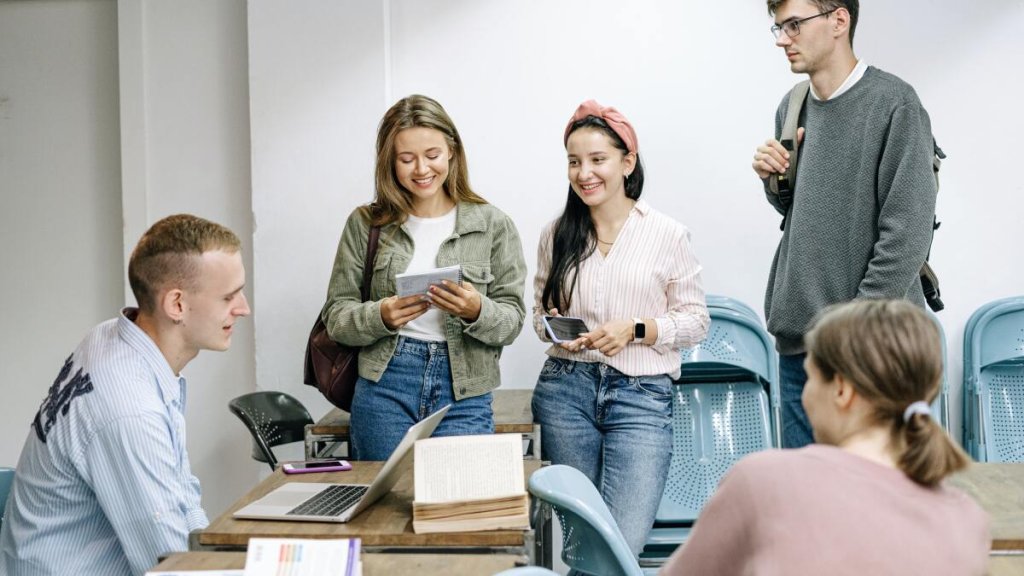 E-Learning - cover