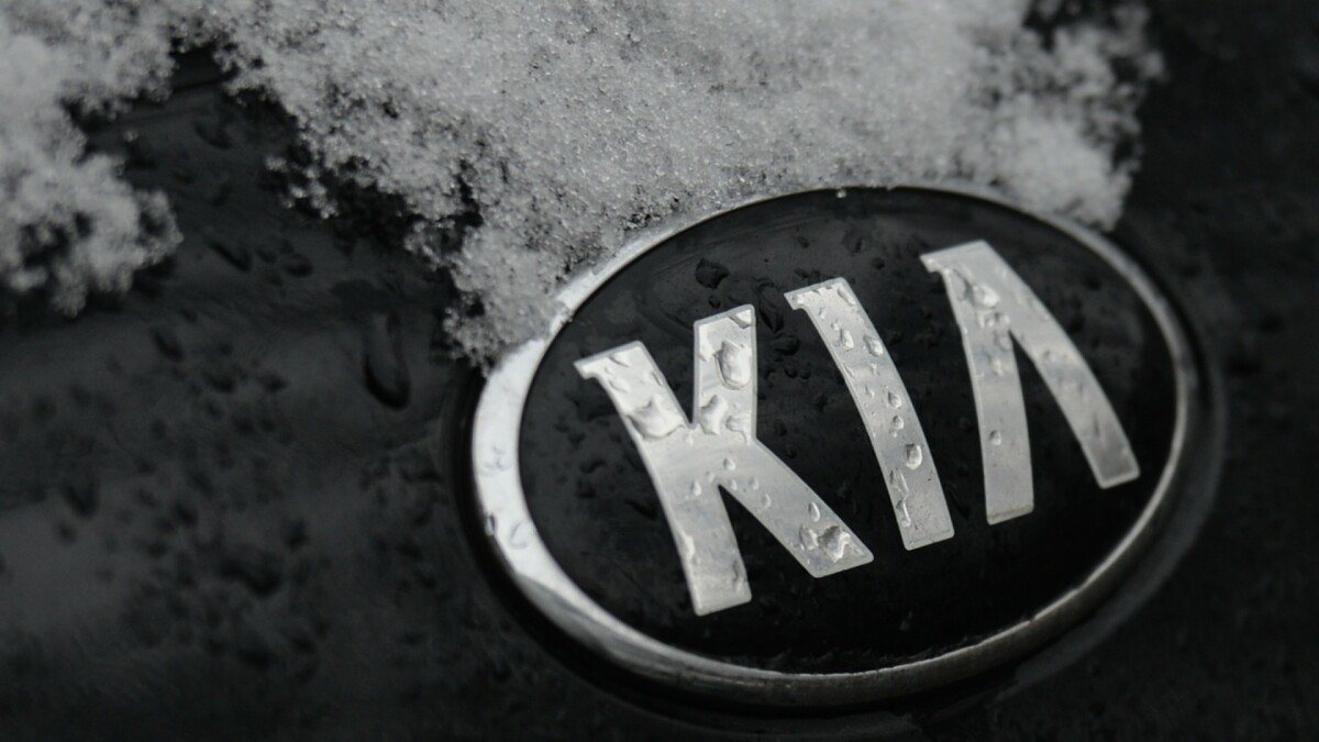 Apple will invest $3.6 billion in Kia Motors to build an Apple Car, report says